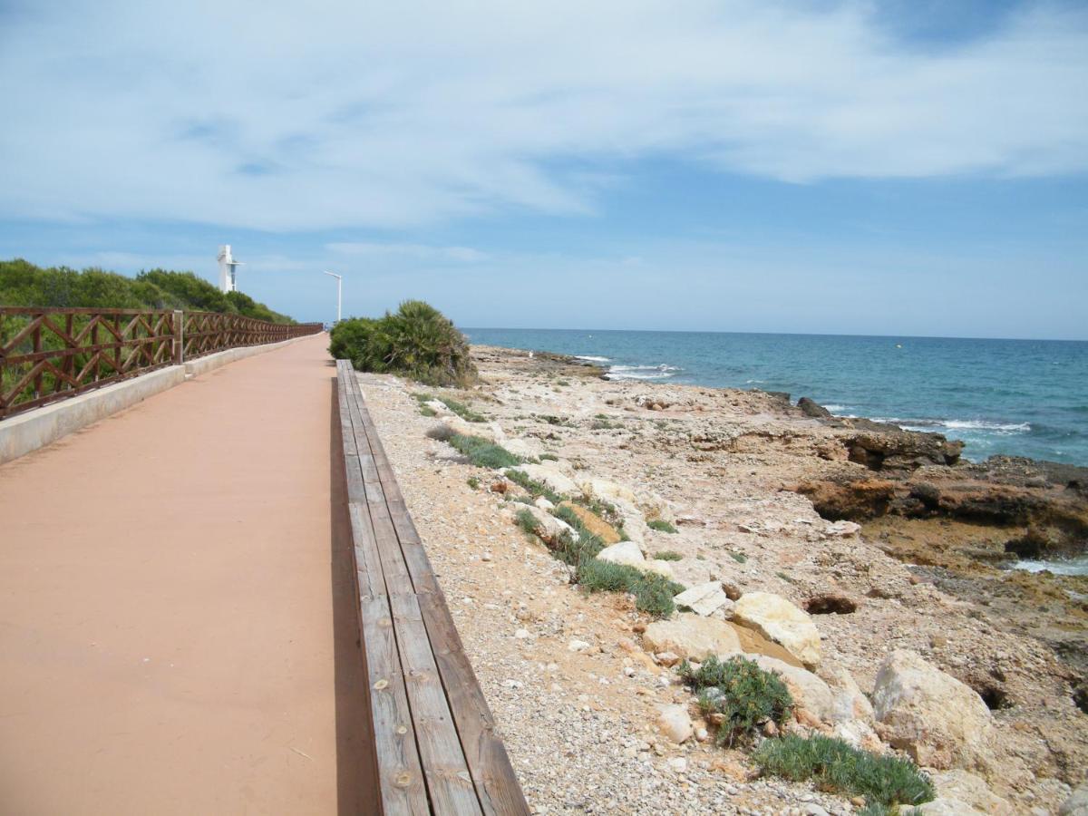 Апартаменты Apartamento Frente Al Mar En Alcossebre Экстерьер фото
